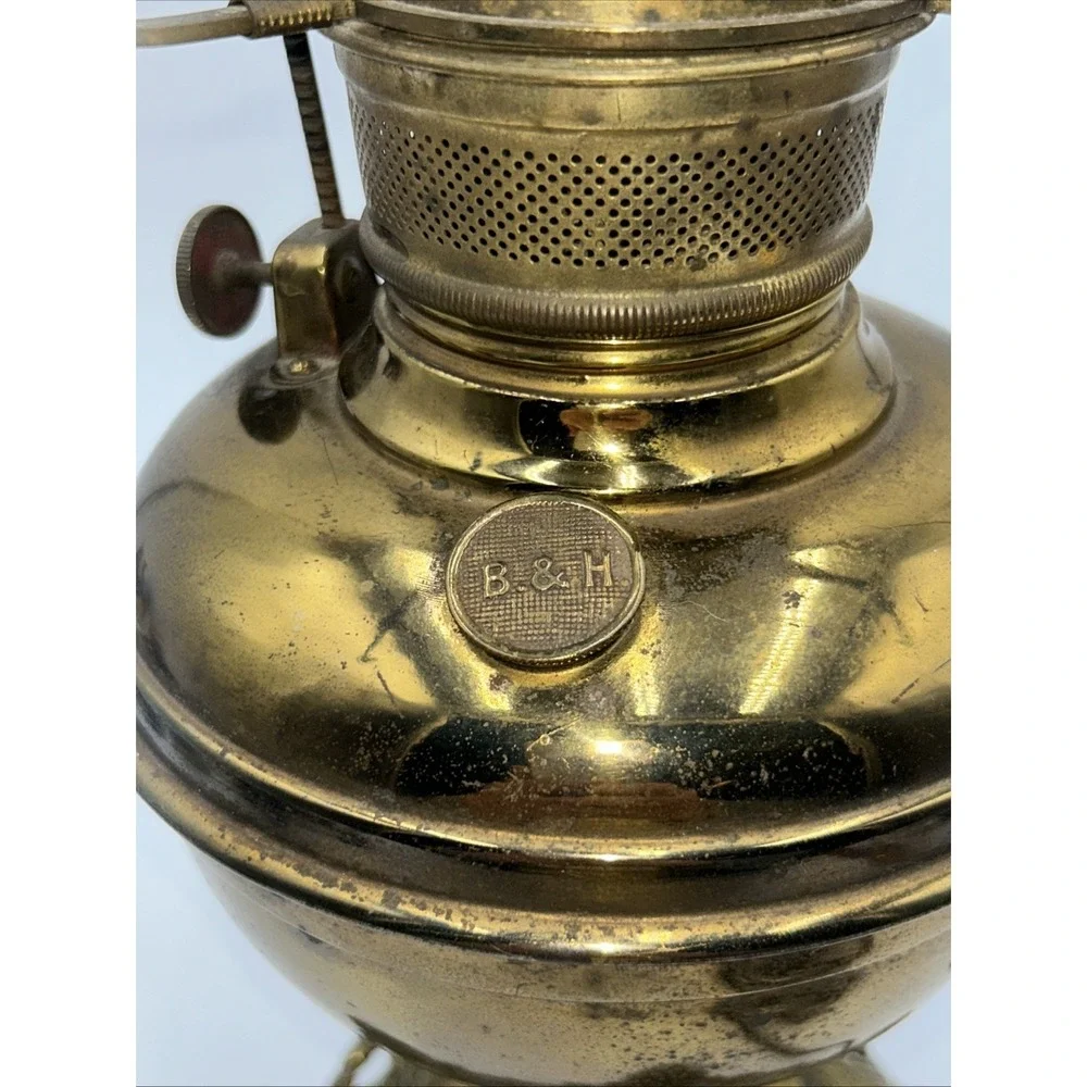 Antique Electrified Bradley & Hubbard Oil Lamp Made In USA Fleur de Lis